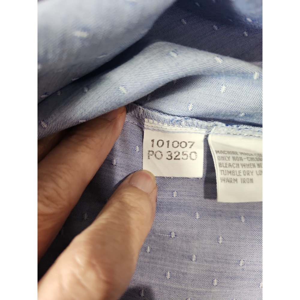 Foxcroft Womens Blue Wrinkle Free Button Down Shirt Size 14 Geometric Dot 101007 - Picture 5 of 10